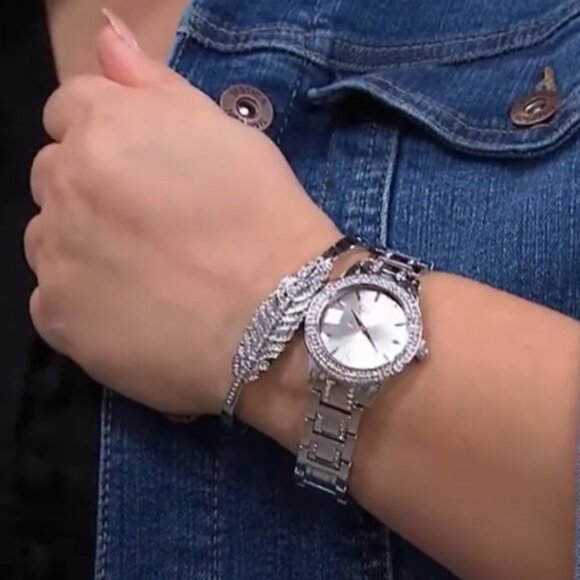 BRAND NEW Jessica Simpson Crystal-Accented Watch and Feather Bangle Set - Silver - Picture 6 of 6